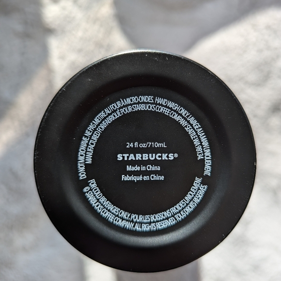 EUC 2018 Starbucks Matte Black Embossed Siren 24oz Tumbler W/ Straw and Lid - Picture 8 of 10